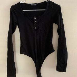 Pretty Little Thing black body suit size: 6